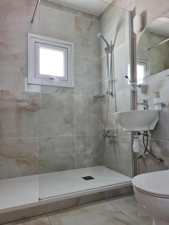 Fotoxenia Luxury Apts 帕拉利米尼 外观 照片